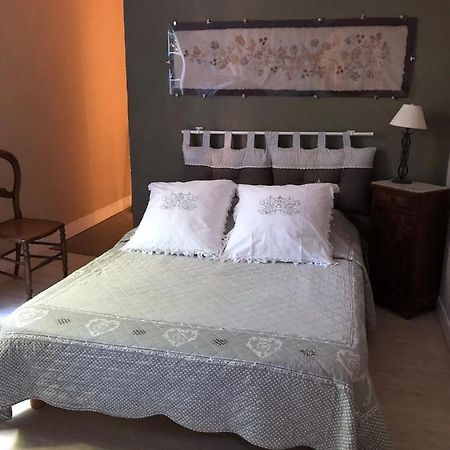 Bed and Breakfast Le Sillon D'Alaric Лезиньян-Корбьер Экстерьер фото